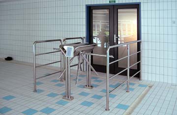 Aquapark Delfín Uherský Brod, 2003